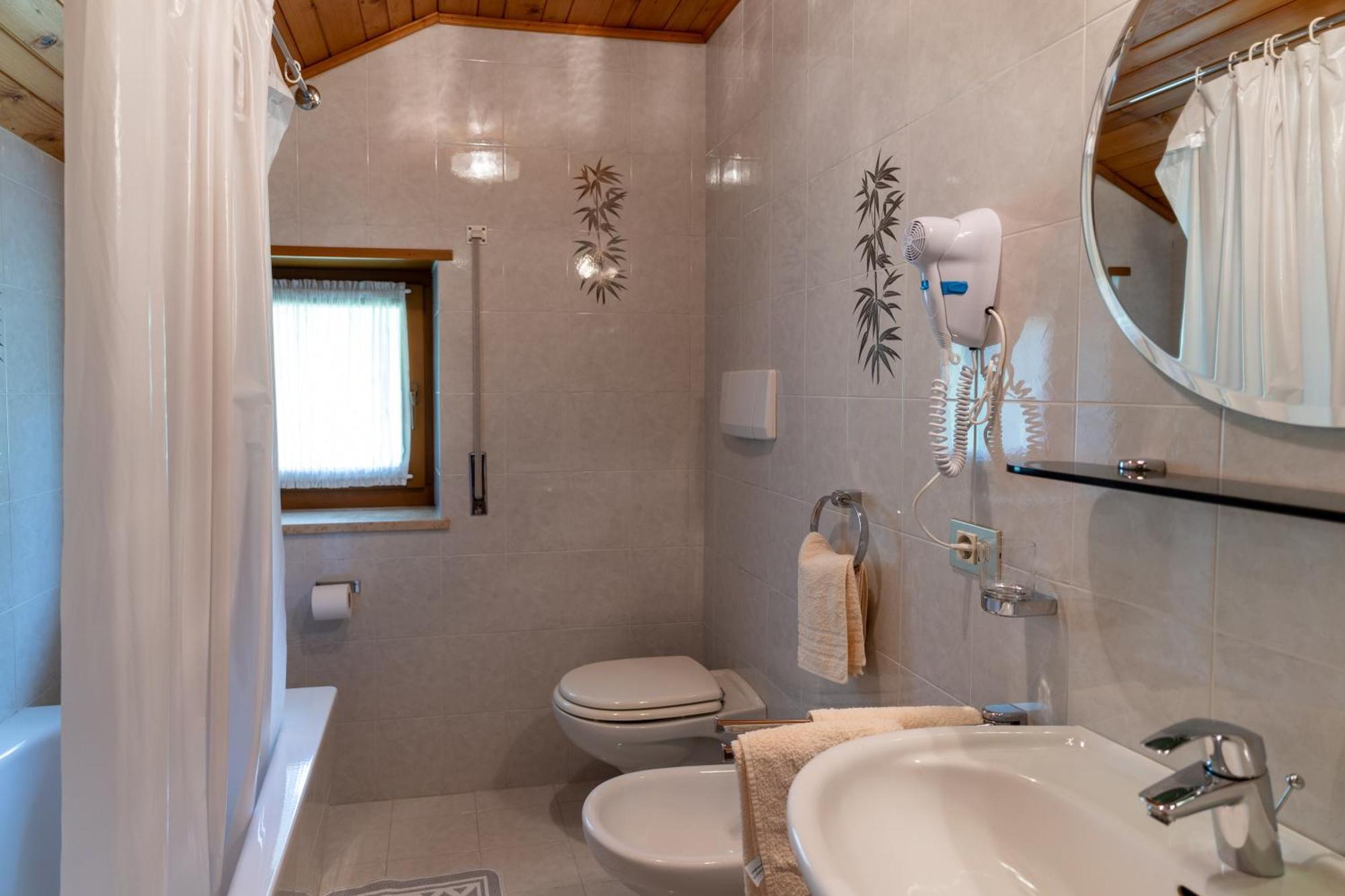 Chalet Fisti La Villa  Oda fotoğraf